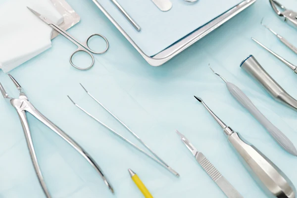 Multi-form Medical Tip Processing Covers Blunt, Triangular & Tapered Cannulas